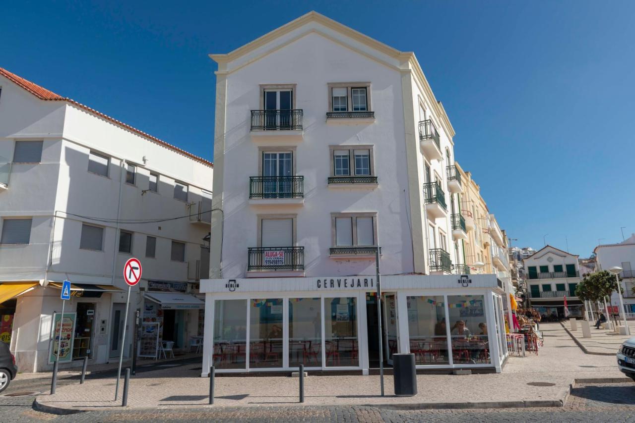 Donacamo Charming House Apartment Nazaré Exterior photo