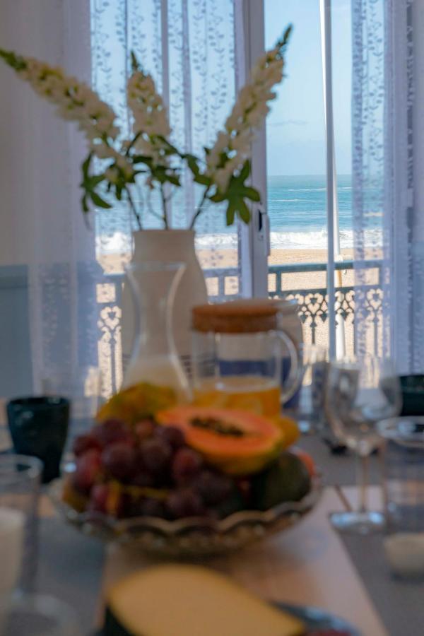 Donacamo Charming House Apartment Nazaré Exterior photo