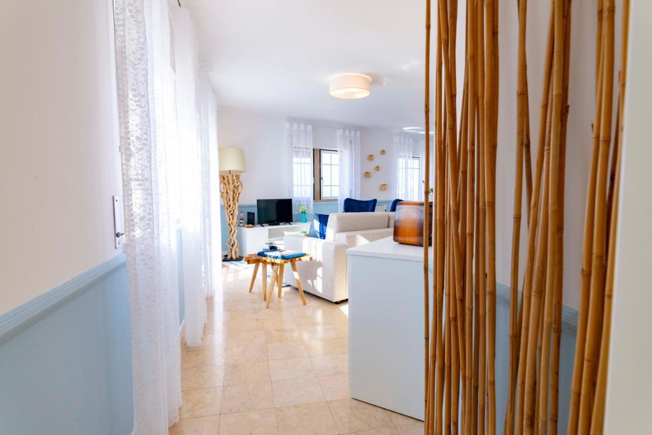 Donacamo Charming House Apartment Nazaré Exterior photo